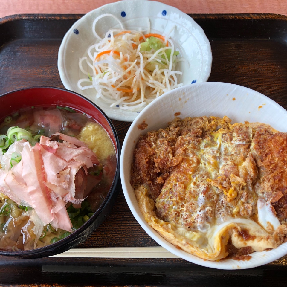 甚八 井田 川 店