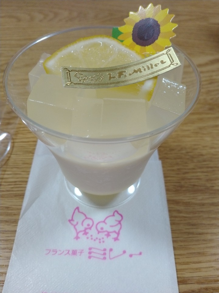 フランス菓子のミレー 流山店