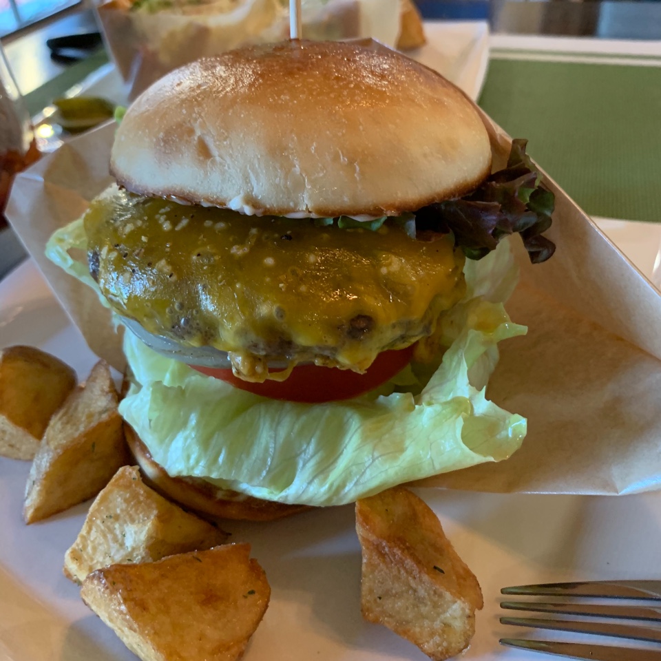 PICNIC CAFE あかつき