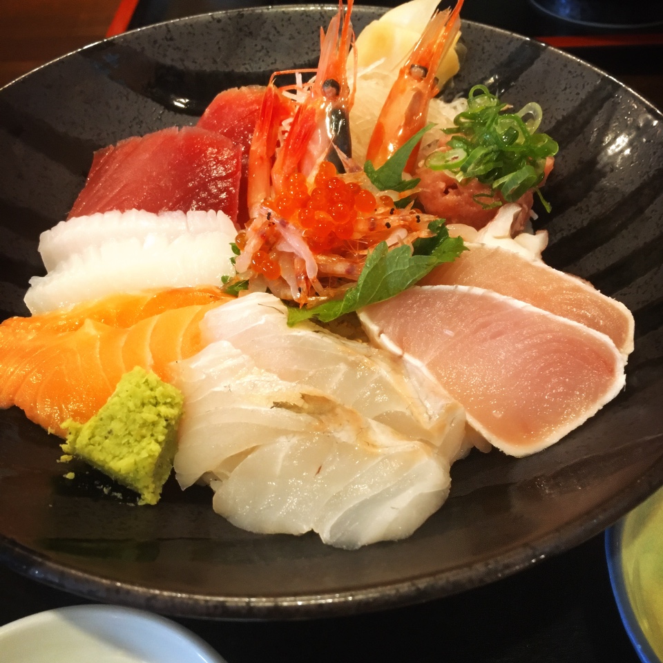 伊豆海鮮どんぶりや 河津駅前店