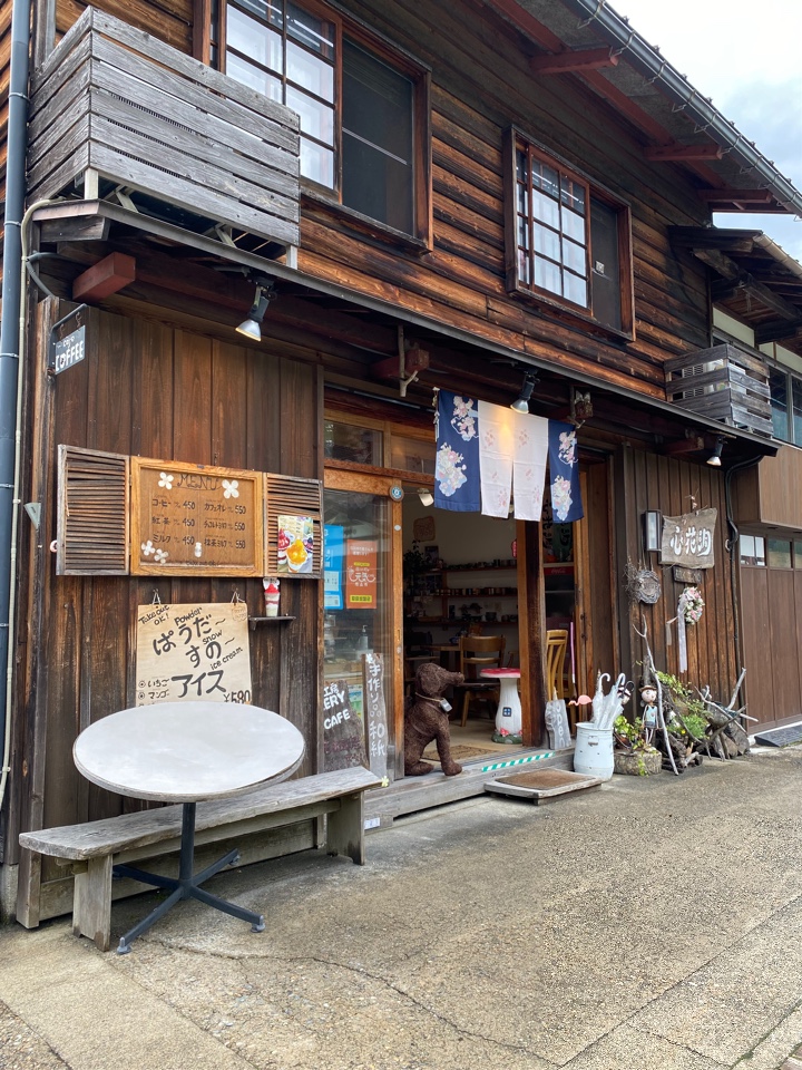 白川郷の村の中にある喫茶店 手作りの 心花洞 ツクツク グルメ 投稿型グルメデーターベース 白川郷の村の中にある喫茶店 手作りの 心花洞 ツクツク グルメ 投稿型グルメデーターベース