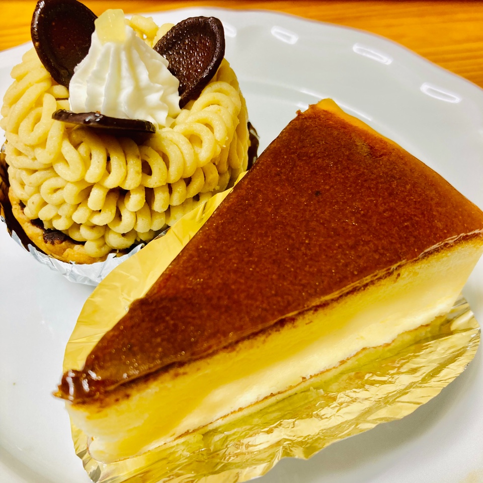 ボンブーレ 秦野店