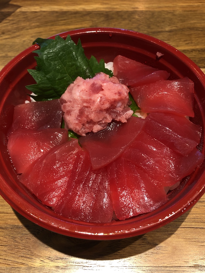 回転寿司 函館まるかつ水産 三井アウトレットパーク横浜ベイサイド店