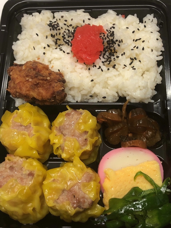 半身揚げと肉汁シウマイ さんだーす