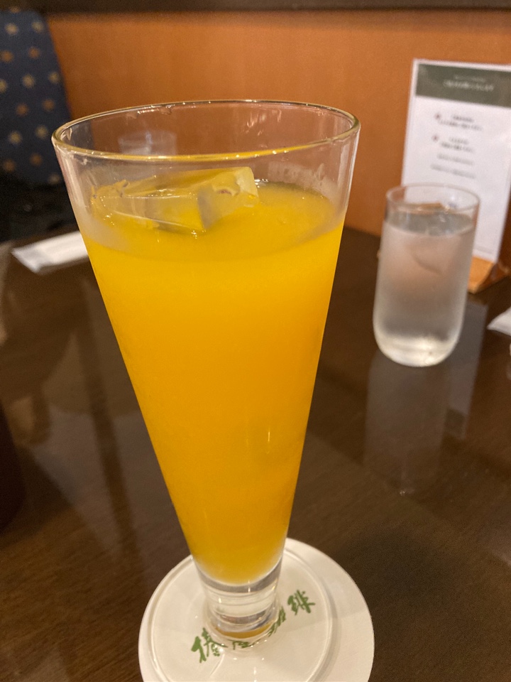 椿屋カフェ 新越谷VARIE店