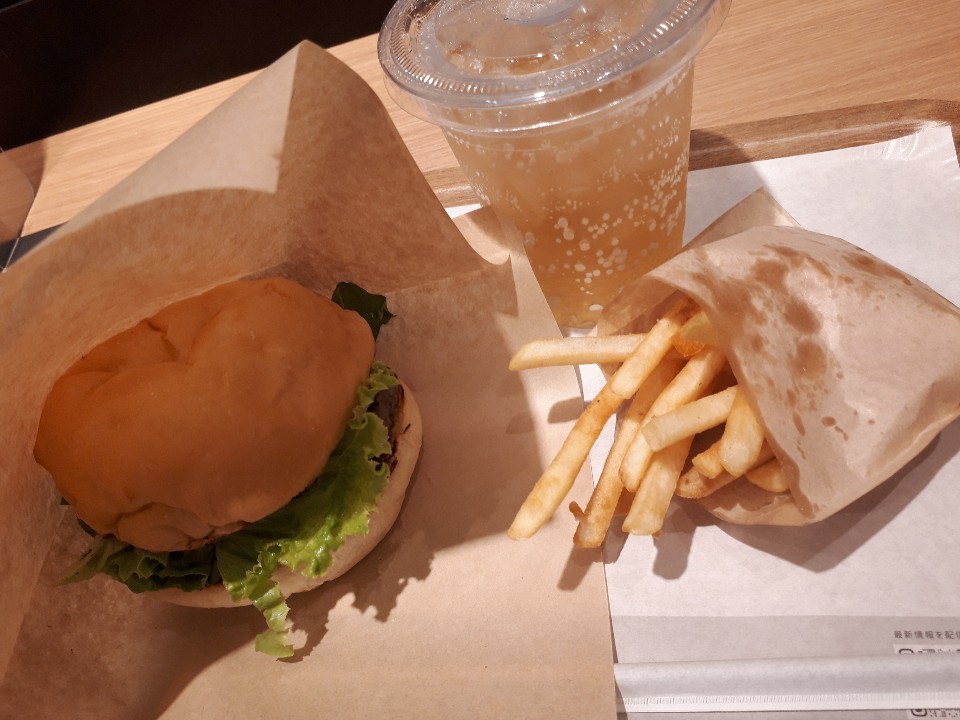 the 3rd Burger 渋谷宮益坂店