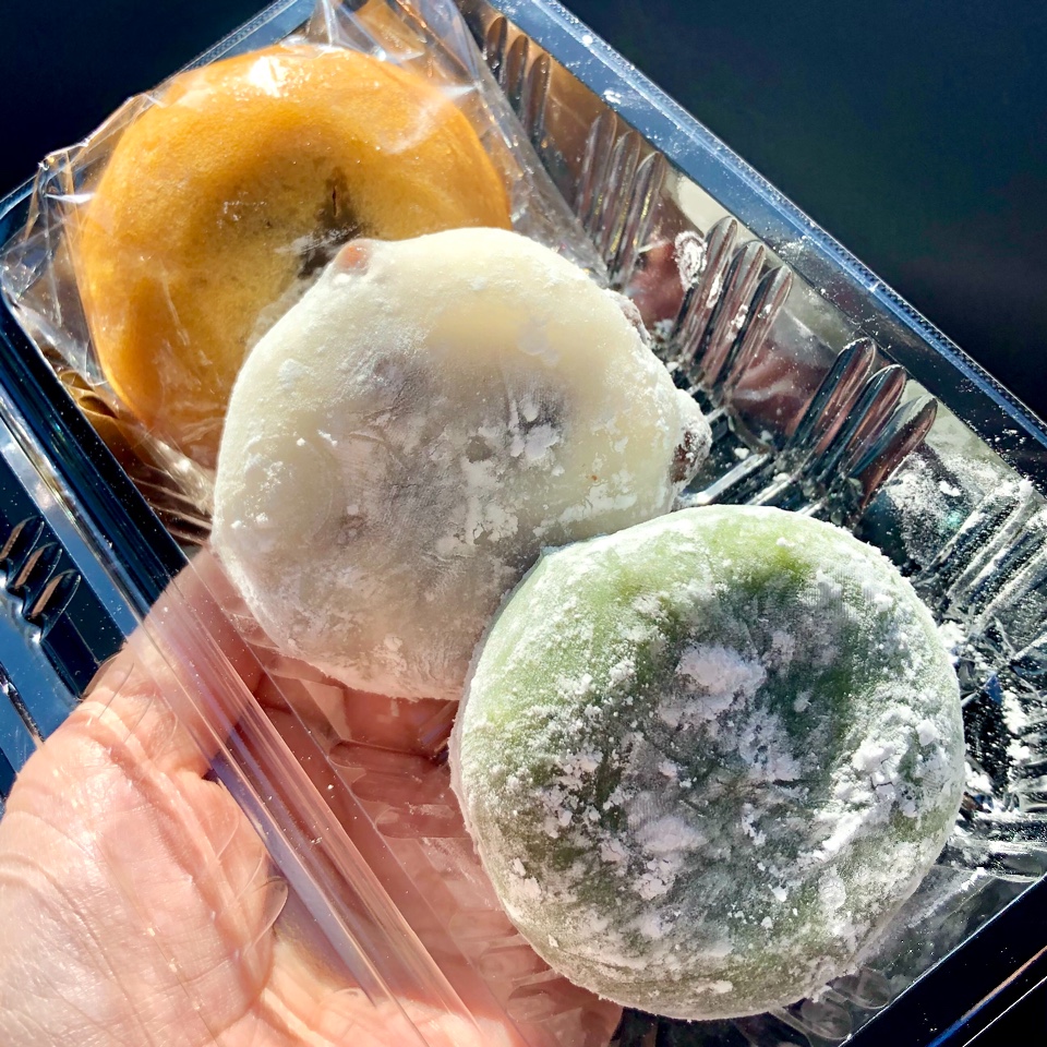 かめや 米納津店