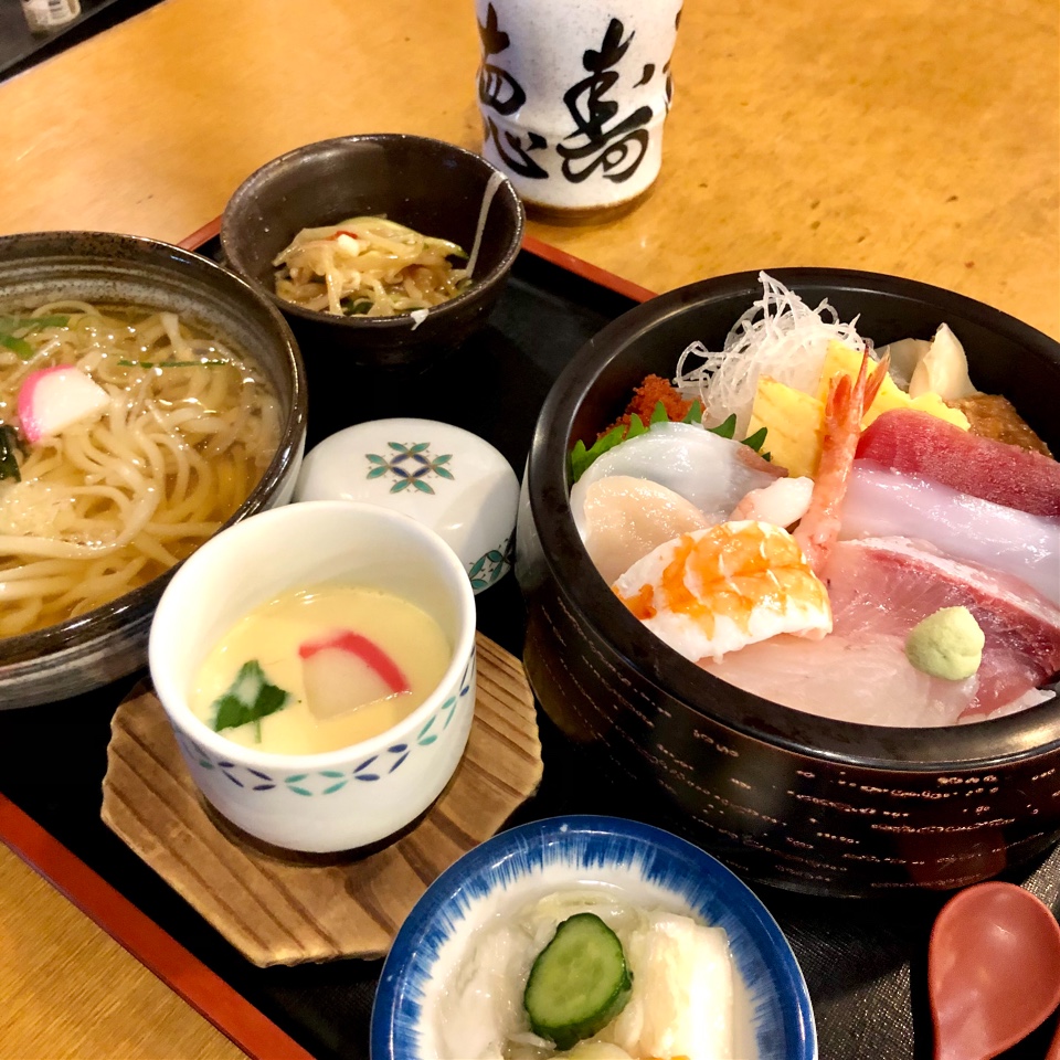 竹 徳 寿司
