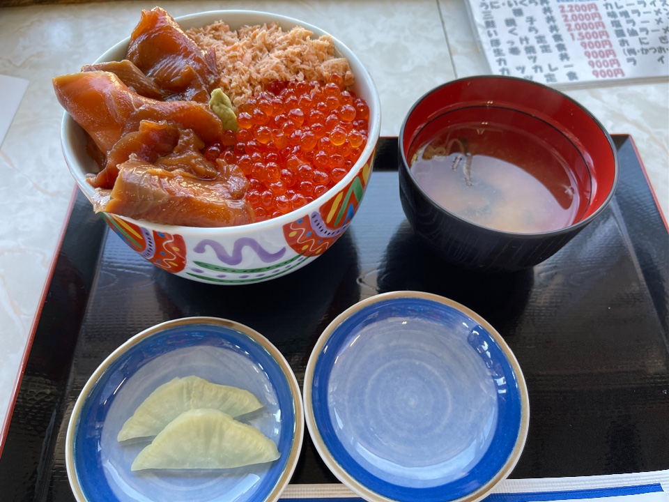 ウトロ漁協婦人部食堂