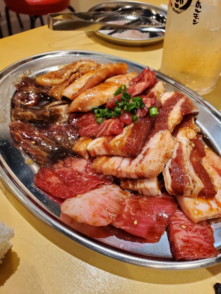 大阪焼肉ホルモンふたご 横浜駅西口店