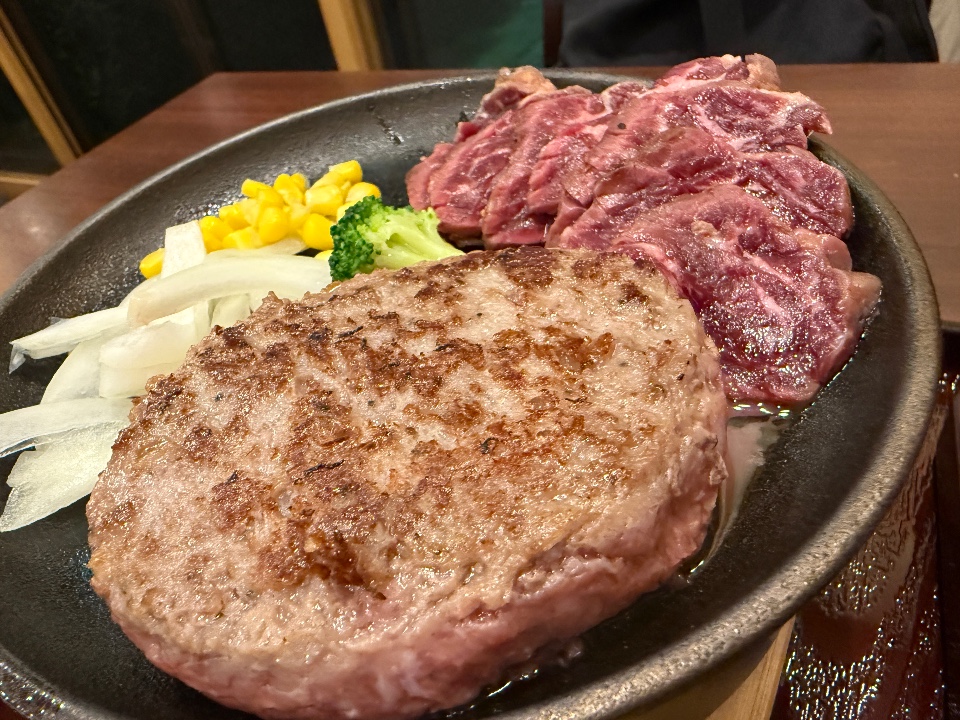 とろけるハンバーグ 福よし 長野富士見町店