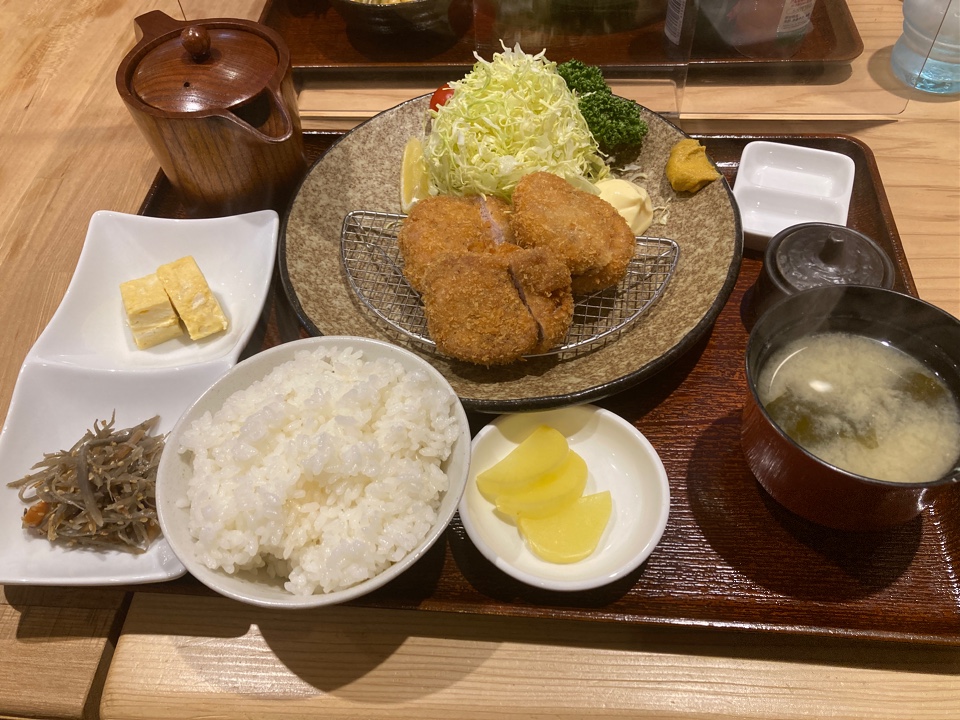 煉瓦亭