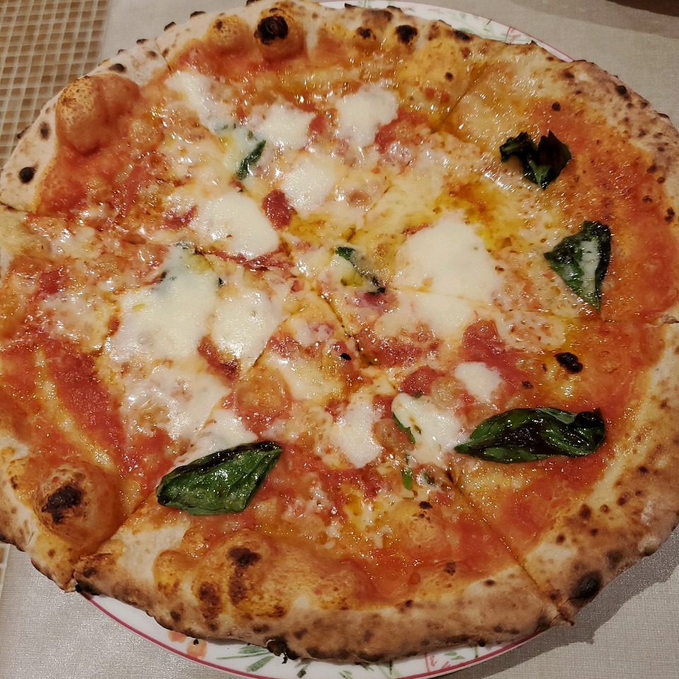 ピッツェリアローロ Pizzeria Roro