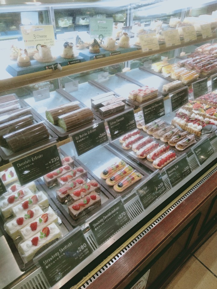 店名の通り スティック状のチーズケー スティックスイーツファクトリー イオンモール高の原店 ツクツク グルメ 投稿型グルメデーターベース