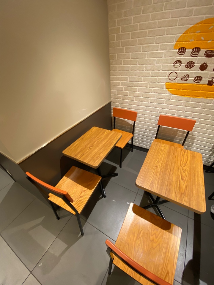 中野駅徒歩1分以内の駅近店舗 熱々の バーガーキング 中野南口店 ツクツク グルメ 投稿型グルメデーターベース