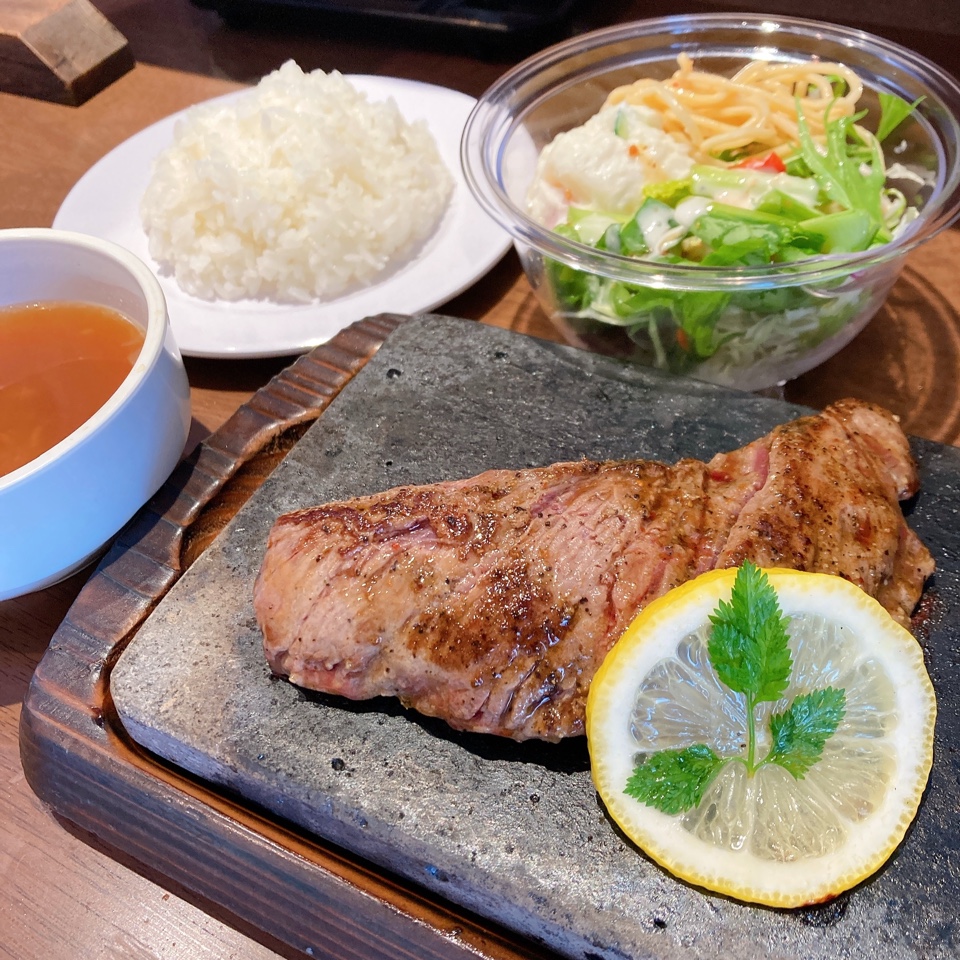 ミートサウザンド 藤が丘(MEAT THOUSAND FUJIGAOKA)