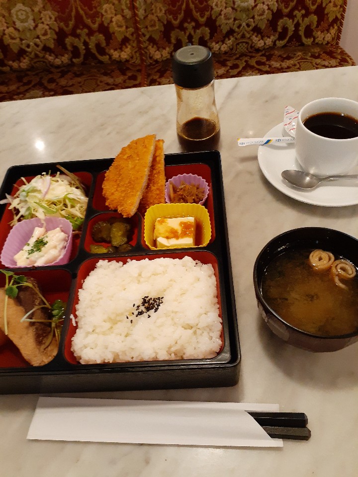 カフェ&レストラン シルビア 綾瀬店