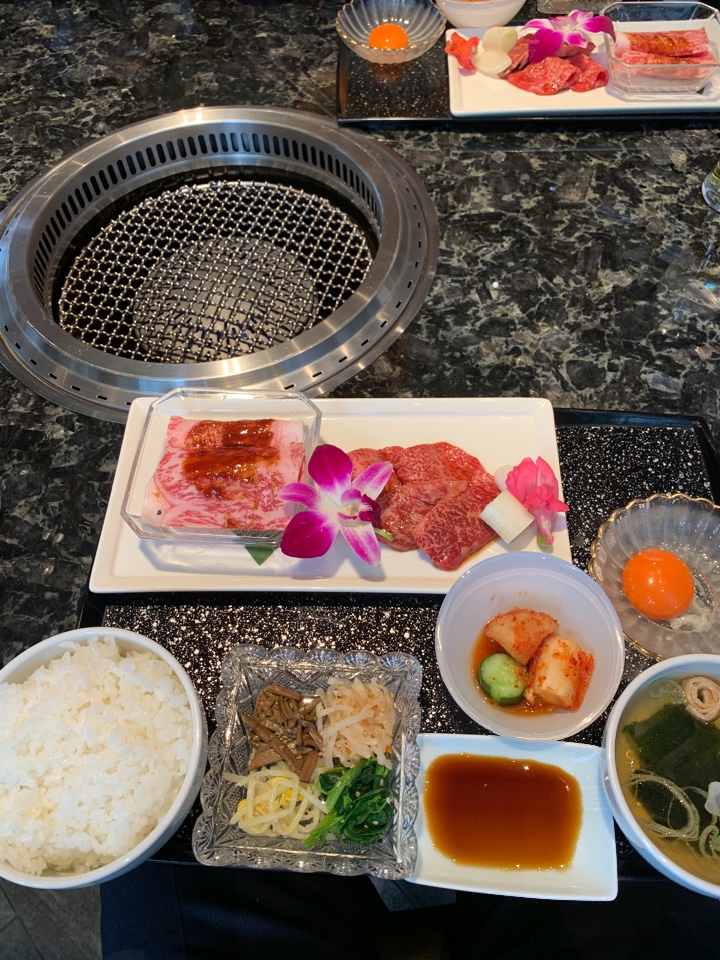 東京焼肉一頭や コレド室町テラス店