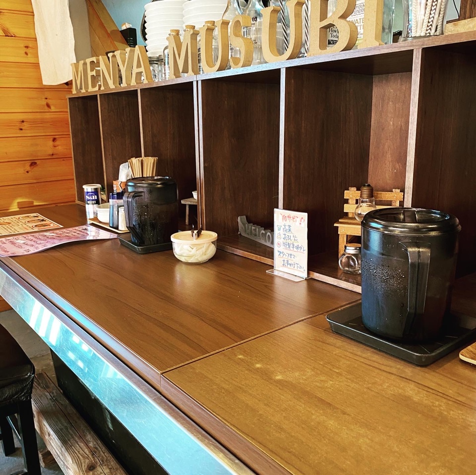加治木のラーメン屋さんです ラーメン らーめんと創作おむすび 麺屋むすび ツクツク グルメ 投稿型グルメデーターベース