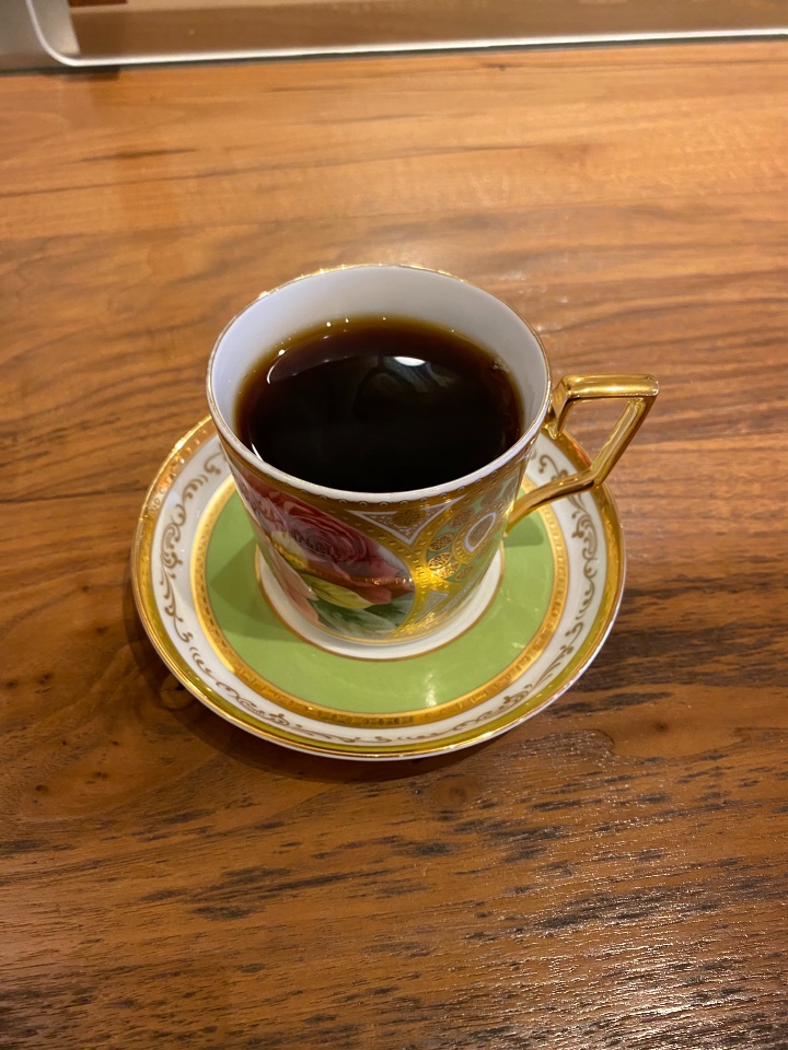 珈琲いずみ 荒田本店