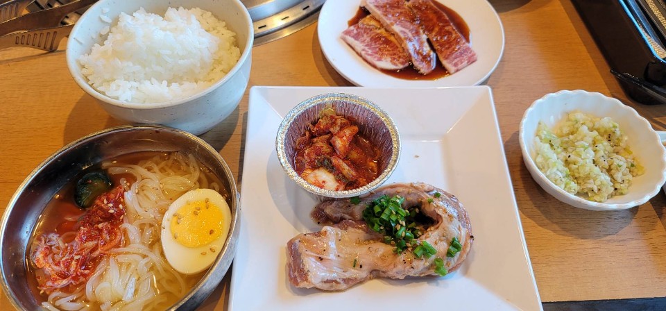 焼肉きんぐ 梅島店