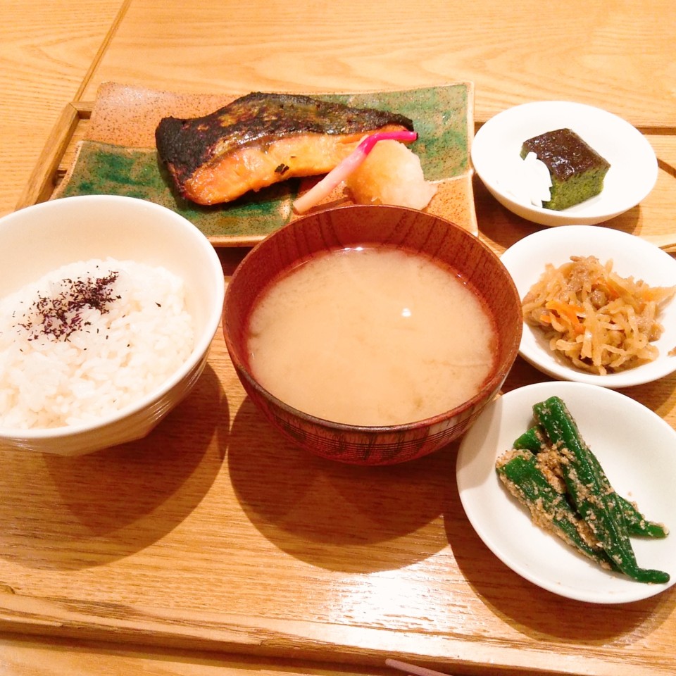 京都おばんざいと新鮮なお魚がおいしく 京都石塀小路豆ちゃ 有楽町店 ツクツク グルメ 投稿型グルメデーターベース 京都おばんざいと新鮮なお魚がおいしく 京都石塀小路豆ちゃ 有楽町店 ツクツク グルメ 投稿型グルメデーターベース