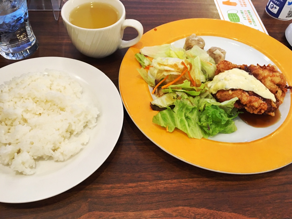 ジョナサン 国領駅前店