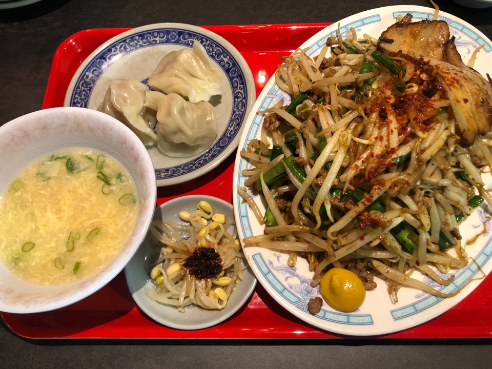 台北餃子 次次 有楽町店