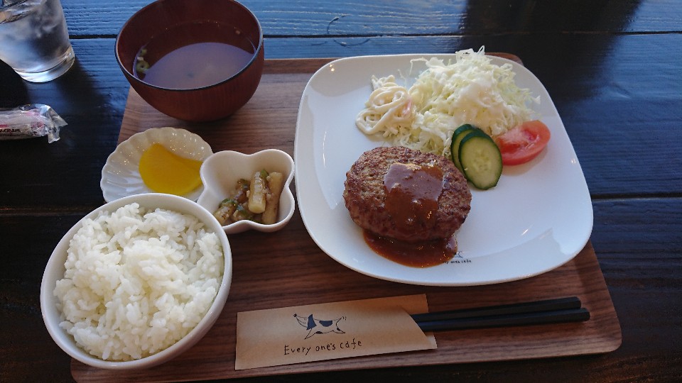 Every one's cafe