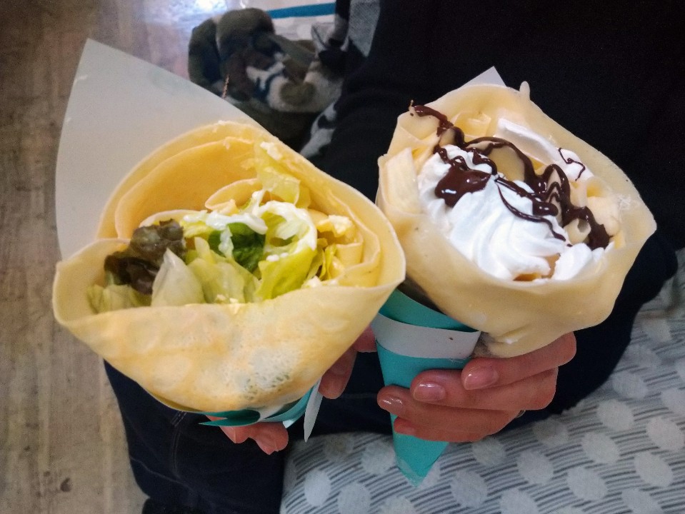 ヒトミ クレープ (HITOMI CREPE)