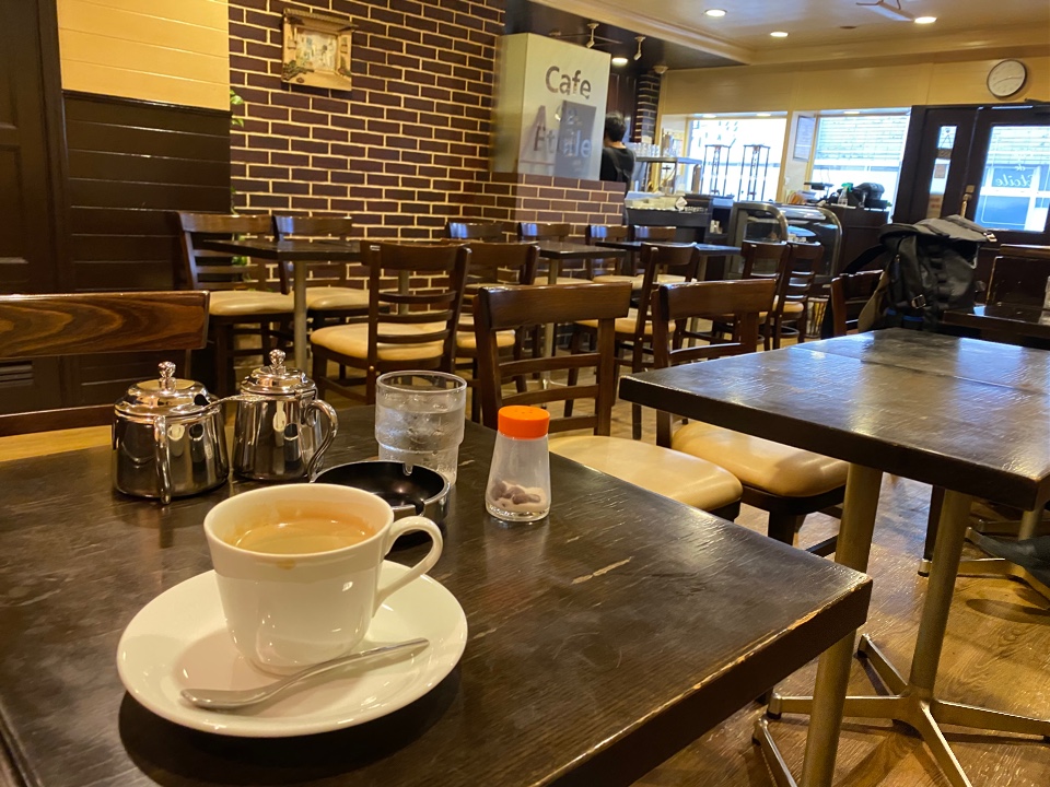 市ヶ谷駅から徒歩1分 昔ながらの懐か カフェ ド エトワール ツクツク グルメ 投稿型グルメデーターベース