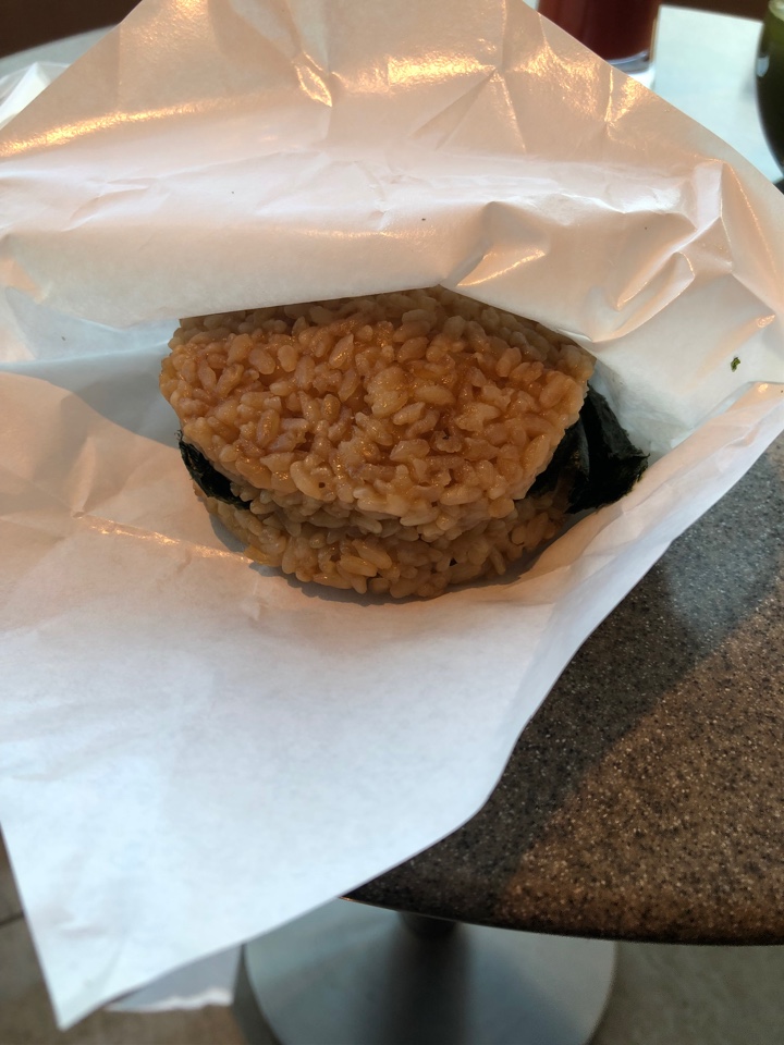 COMEL 羽田63番ゲート店