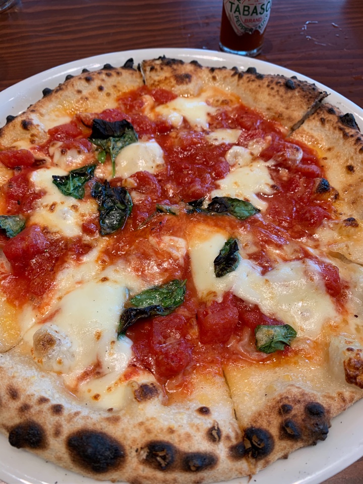 渋谷駅西口バスターミナル前にある東急 ピッツェリア 肉イタリアン Ottimo Vita 東急プラザ渋谷店 ツクツク グルメ 投稿型グルメデーターベース