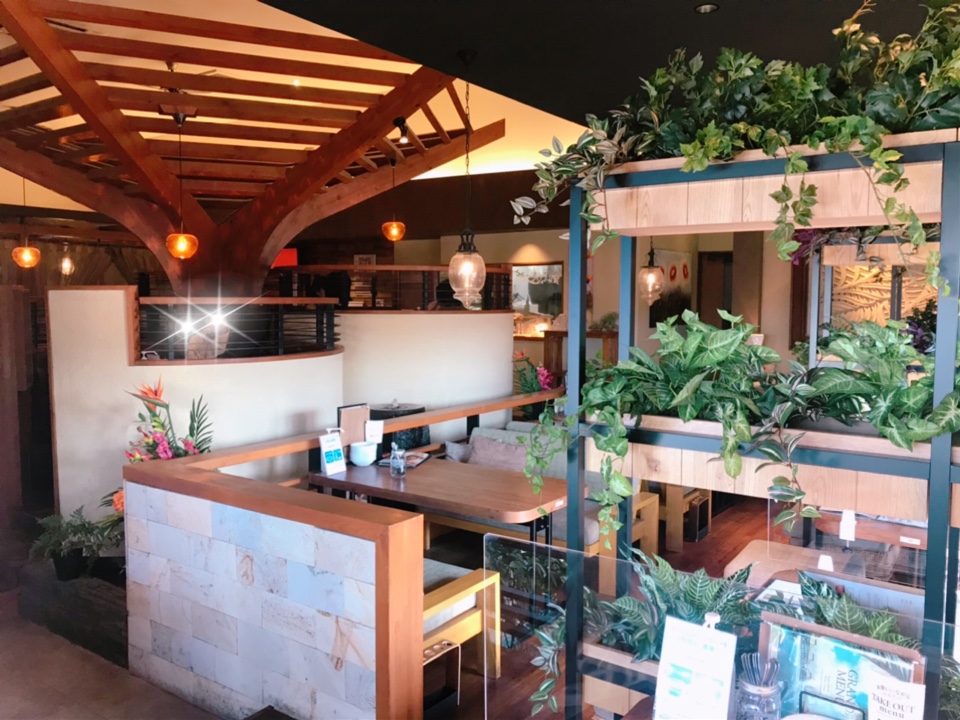 外観からおしゃれで 店内には噴水があ Pisola 堺泉北店 ツクツク グルメ 投稿型グルメデーターベース