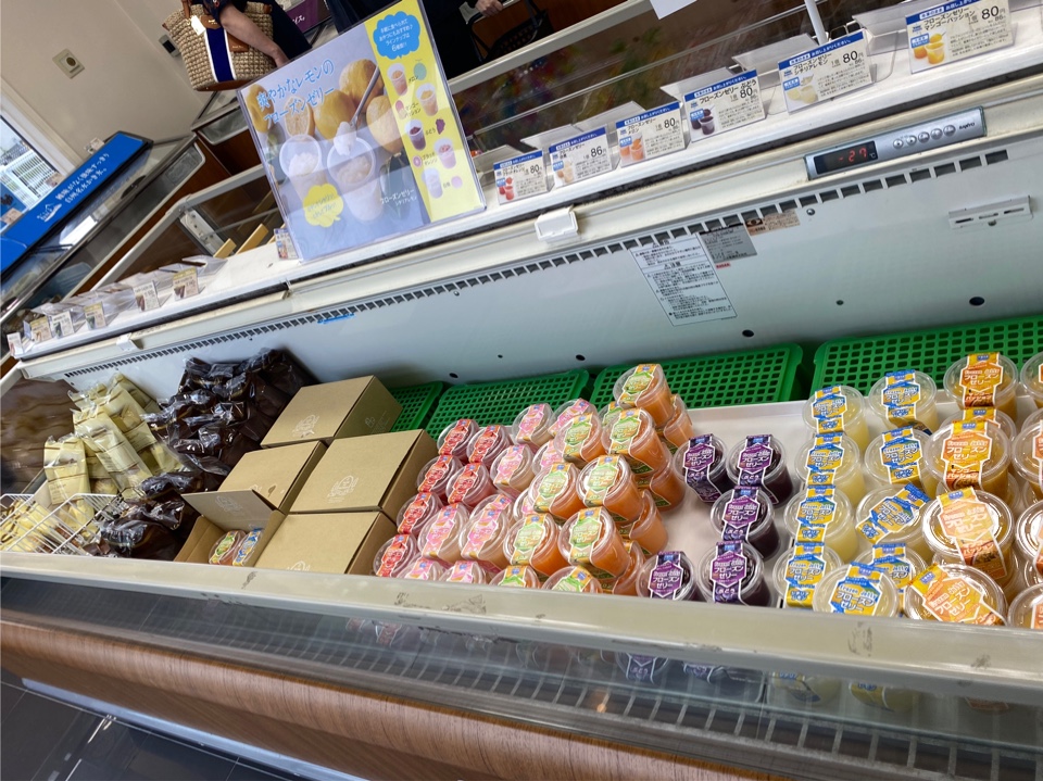 全国各地でお馴染みのシャトレーゼ こ シャトレーゼ 彦根平田店 ツクツク グルメ 投稿型グルメデーターベース