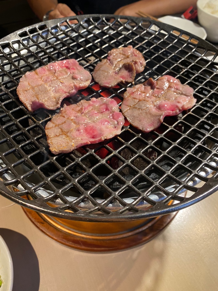 炭火焼肉 一休亭 彦根本店