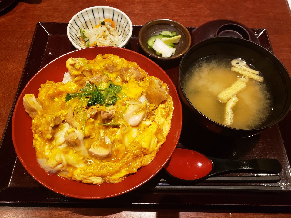 鳥どり 虎ノ門桜田通店