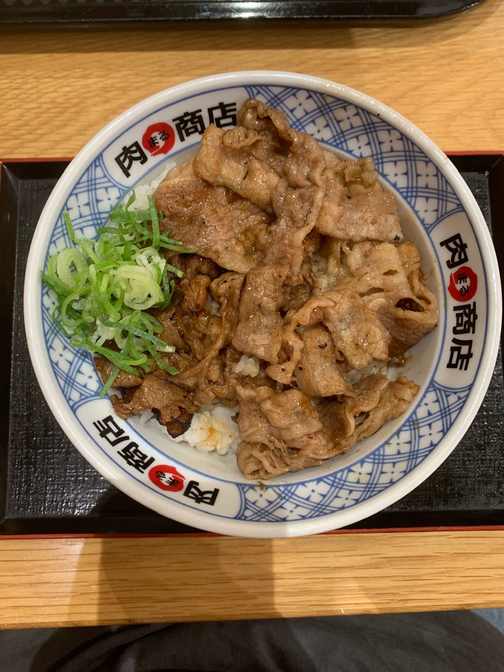 肉問屋肉まる商店は横浜ノースポート内 肉問屋肉まる商店 横浜ノースポート店 ツクツク グルメ 投稿型グルメデーターベース