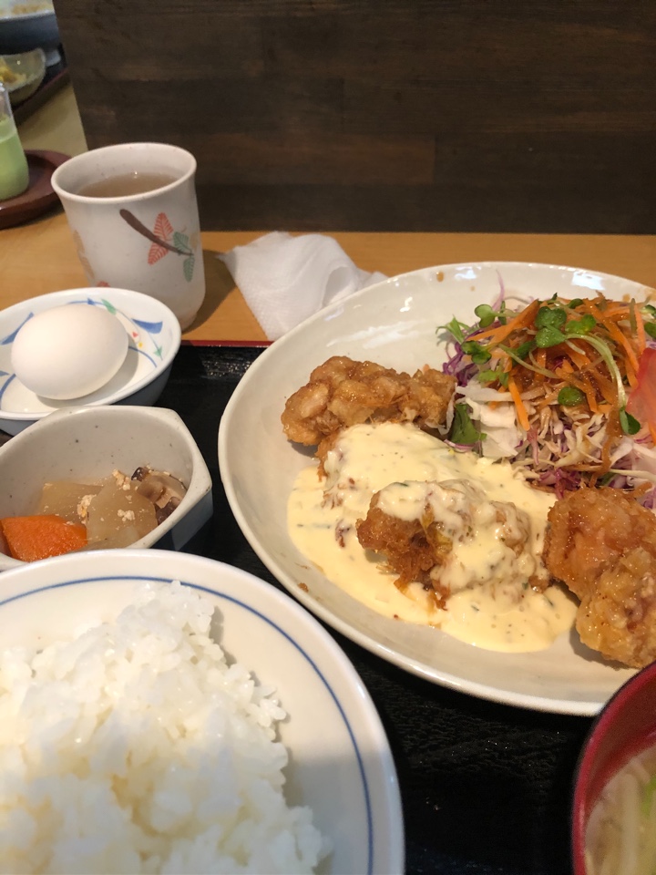 たまごや 本店>