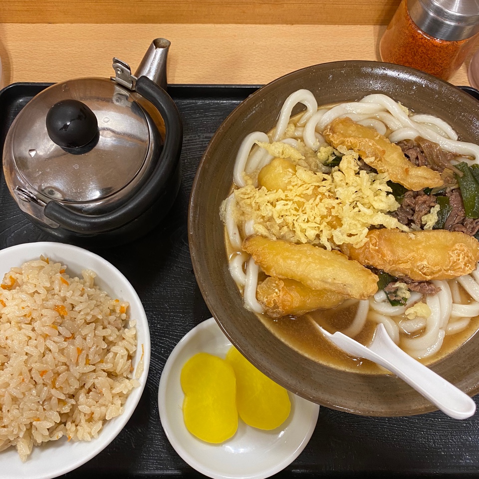 牧のうどん 博多バスターミナル店