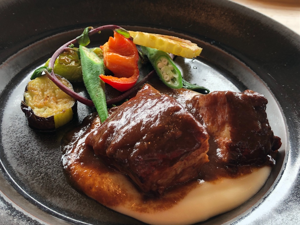 トラットリア アルベロ(Trattoria ALBERO)