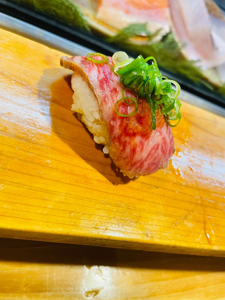 達鮨