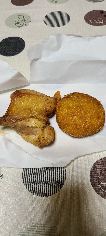 揚げ物専科　アゲ太郎