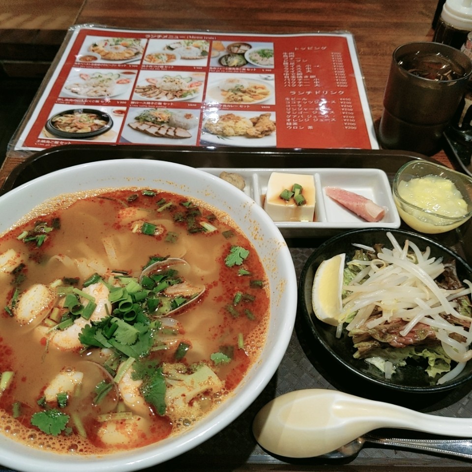 ハノイフォー 巣鴨店