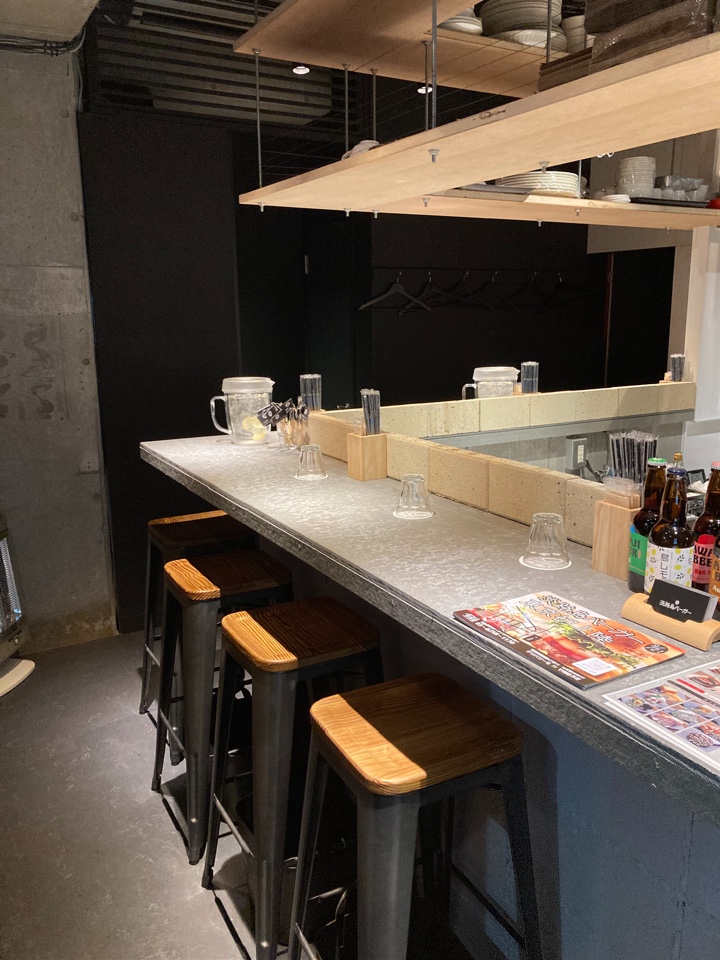 西新宿にあるハンバーガー屋さん 淡路島バーガー 西新宿店 ツクツク グルメ 投稿型グルメデーターベース