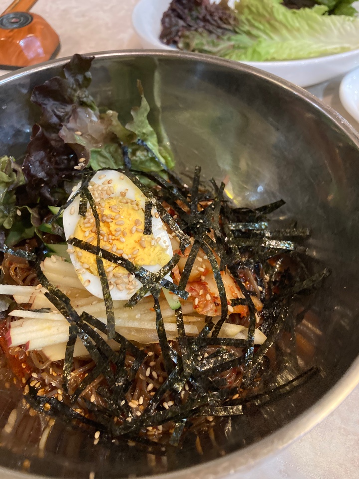 西新宿にある韓国焼肉料理屋さん 住宅 韓国家庭料理 焼肉三富 ツクツク グルメ 投稿型グルメデーターベース