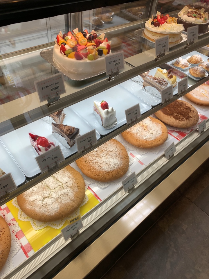 那覇市寄宮にあるケーキ屋さんです シュガーランド ツクツク グルメ 投稿型グルメデーターベース