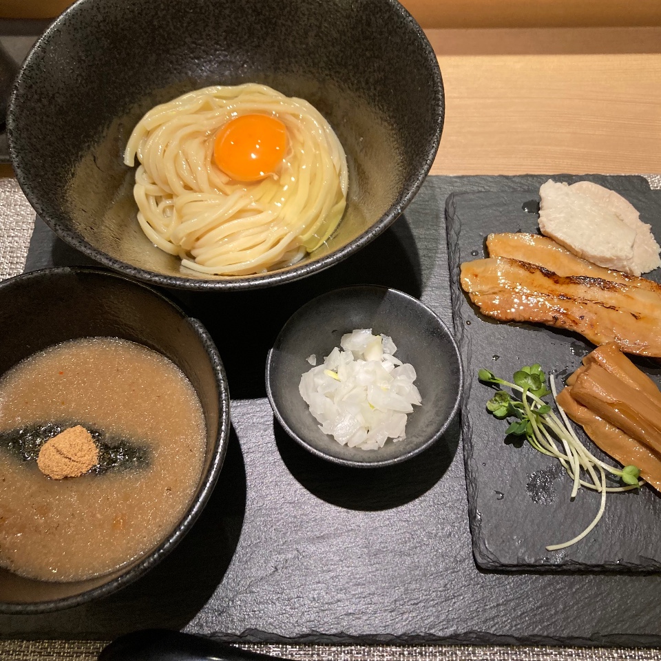 麺屋 二二一