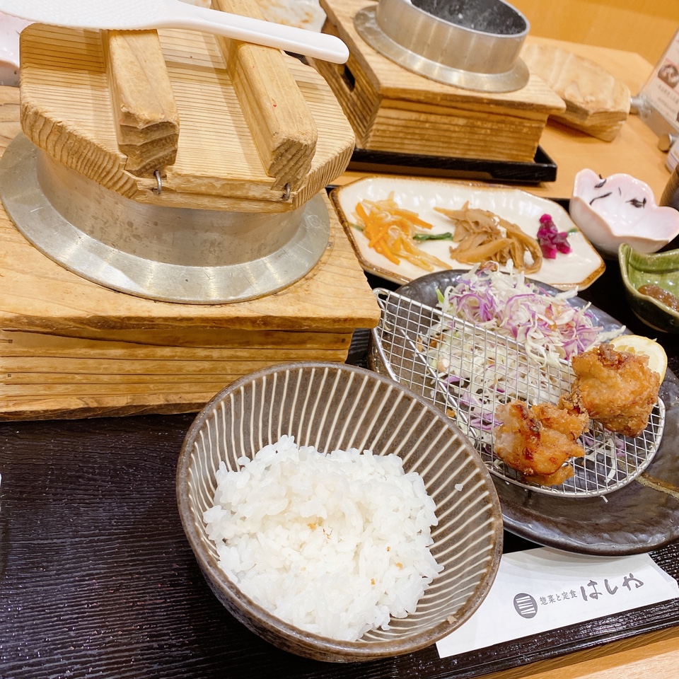 惣菜と定食はしや