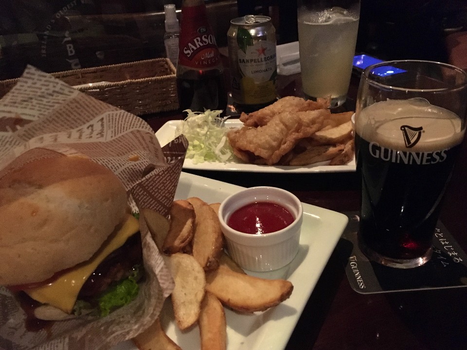  The Smuggler's IRISH PUB  (アイリッシュパブ スマグラーズ)